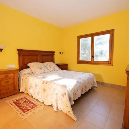 Preciosa Casa En Sa Tuna *